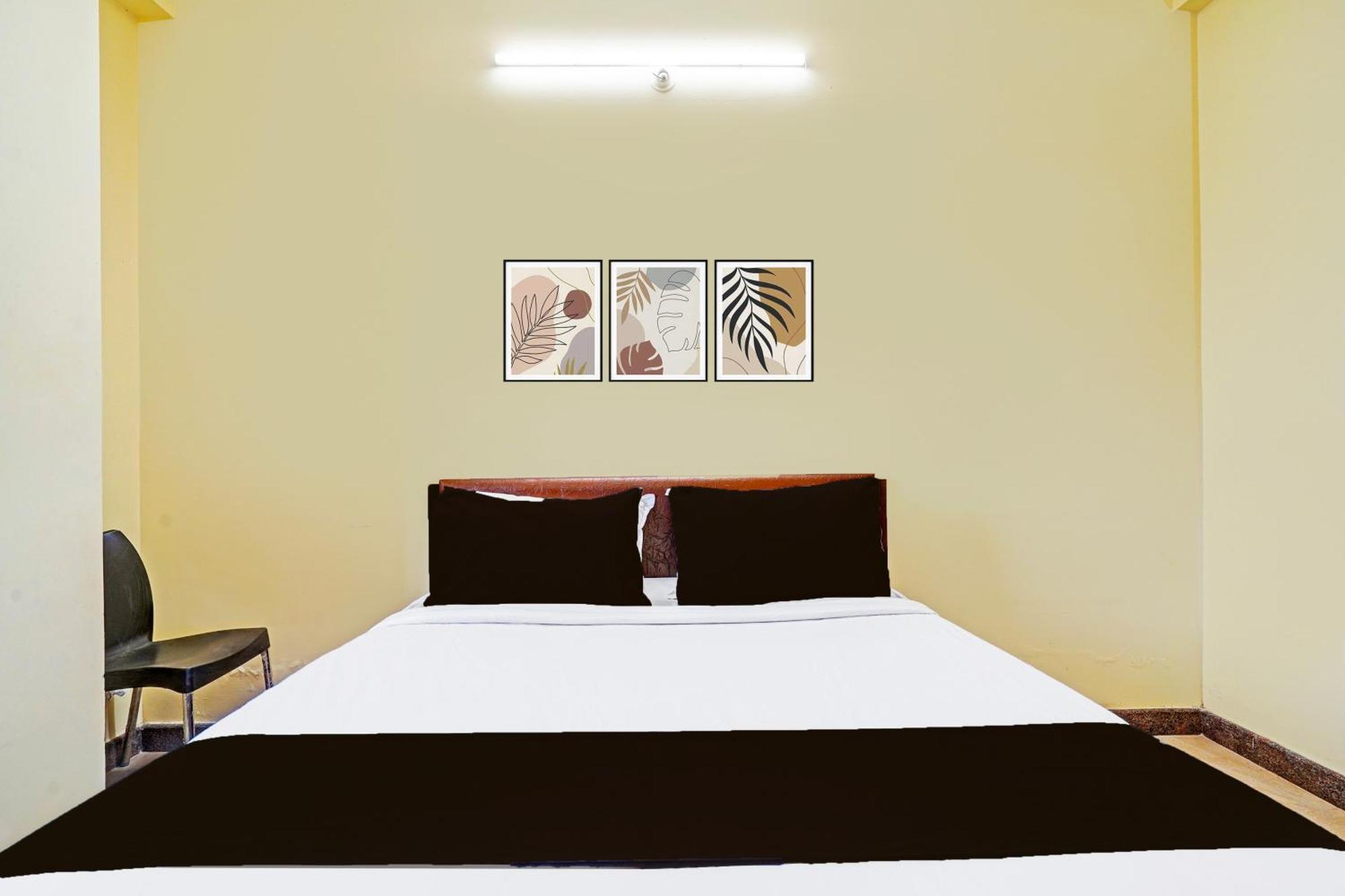 Jālahalli Super Hotel O Srigandhakavalu Formerly Chamundeshwari Lodging מראה חיצוני תמונה