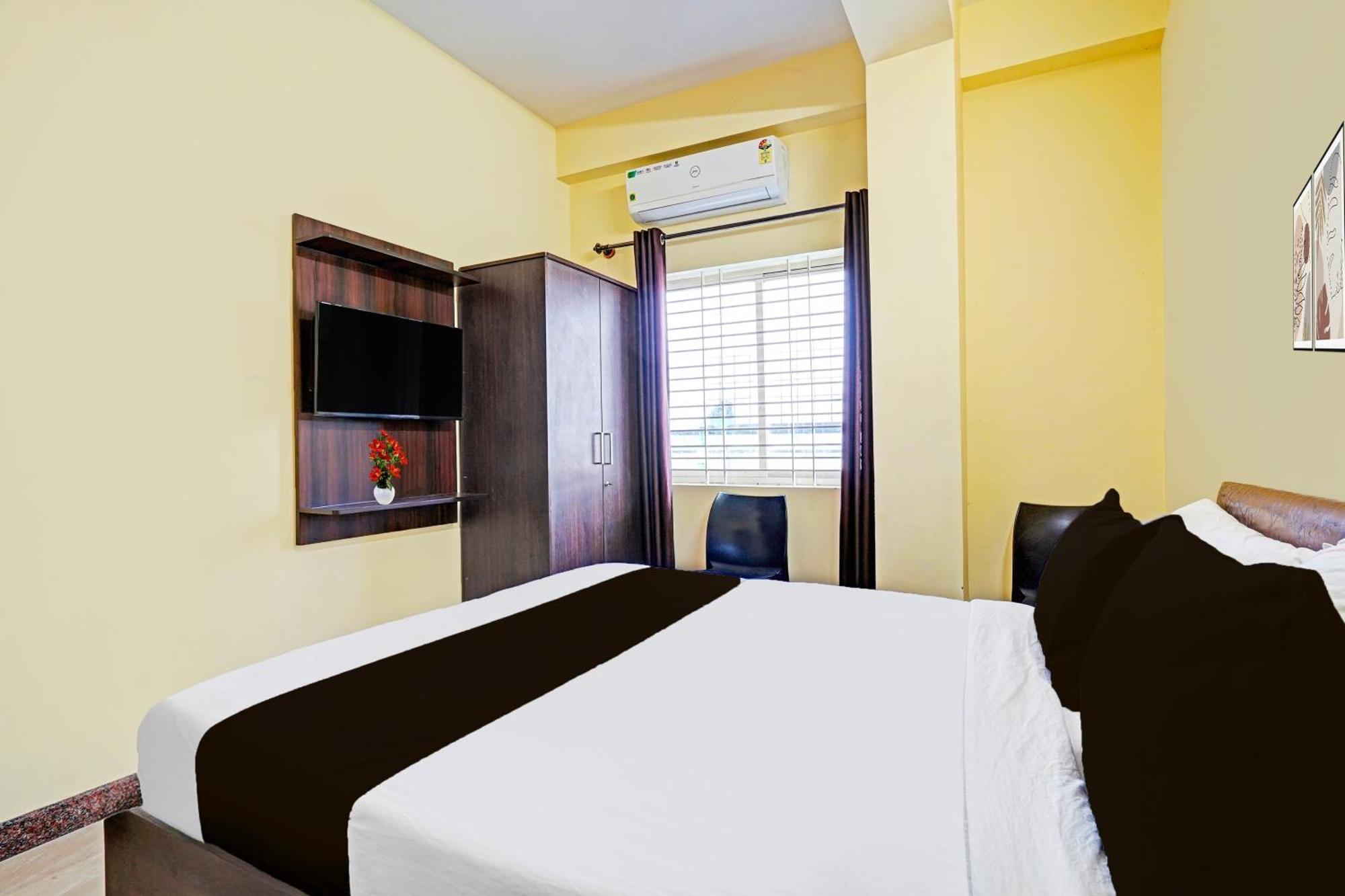 Jālahalli Super Hotel O Srigandhakavalu Formerly Chamundeshwari Lodging מראה חיצוני תמונה