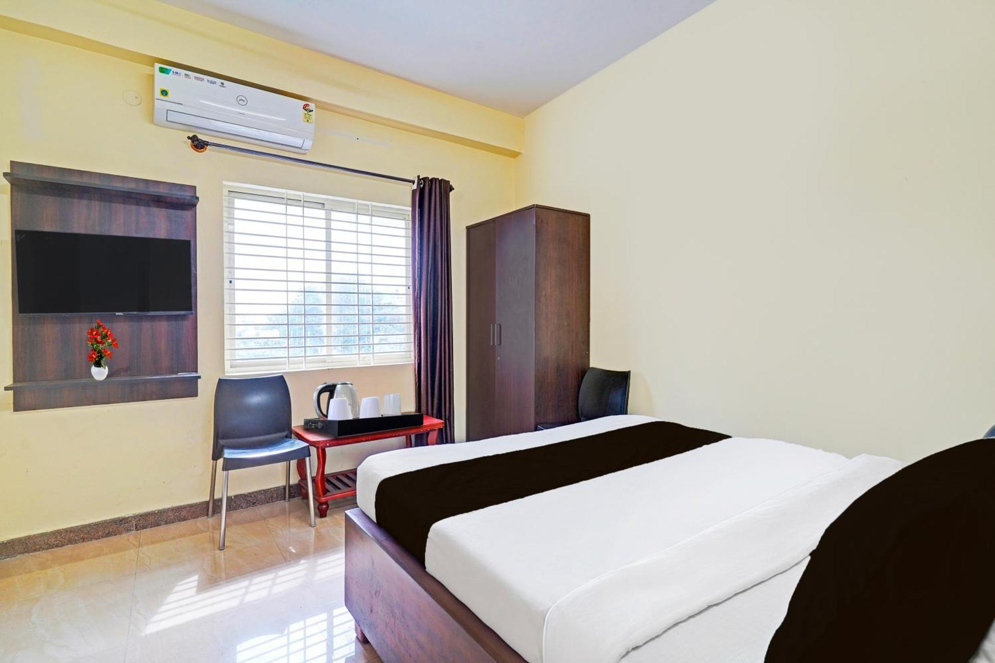 Jālahalli Super Hotel O Srigandhakavalu Formerly Chamundeshwari Lodging מראה חיצוני תמונה